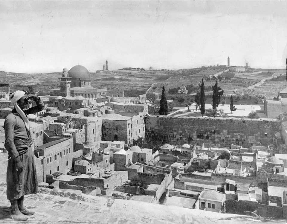 Looking down on the Moroccan Quarter, 1917, American Colony - Library of Congress